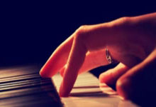 20+4+5!哈登连秀突破绝学点燃替补席 6抢断如蟹钳 快船拆穿魔术.